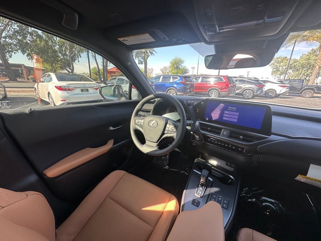 2026 Lexus UX 300h Premium