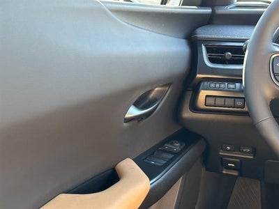 2026 Lexus UX 300h Premium