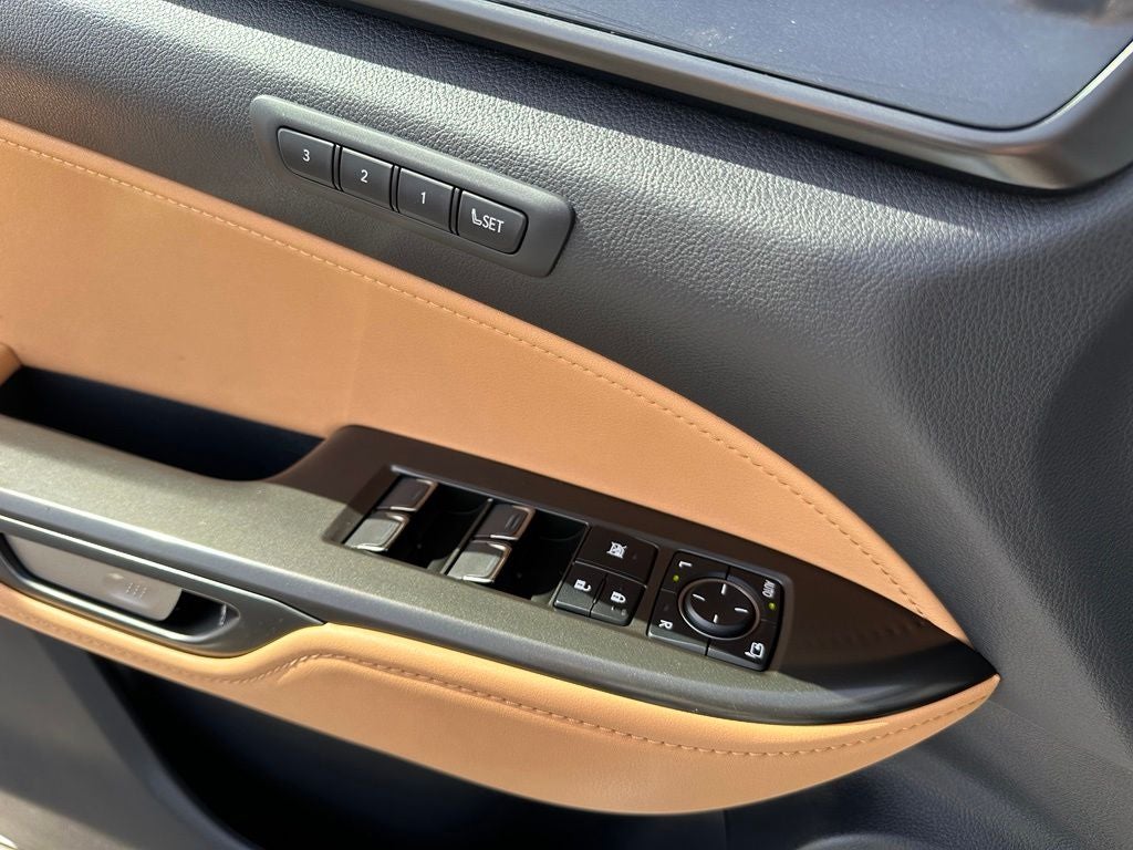 2025 Lexus NX 350h Premium