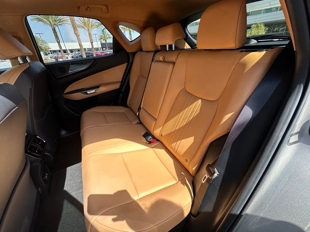 2025 Lexus NX 350h Premium