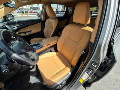 2025 Lexus NX 350h Premium