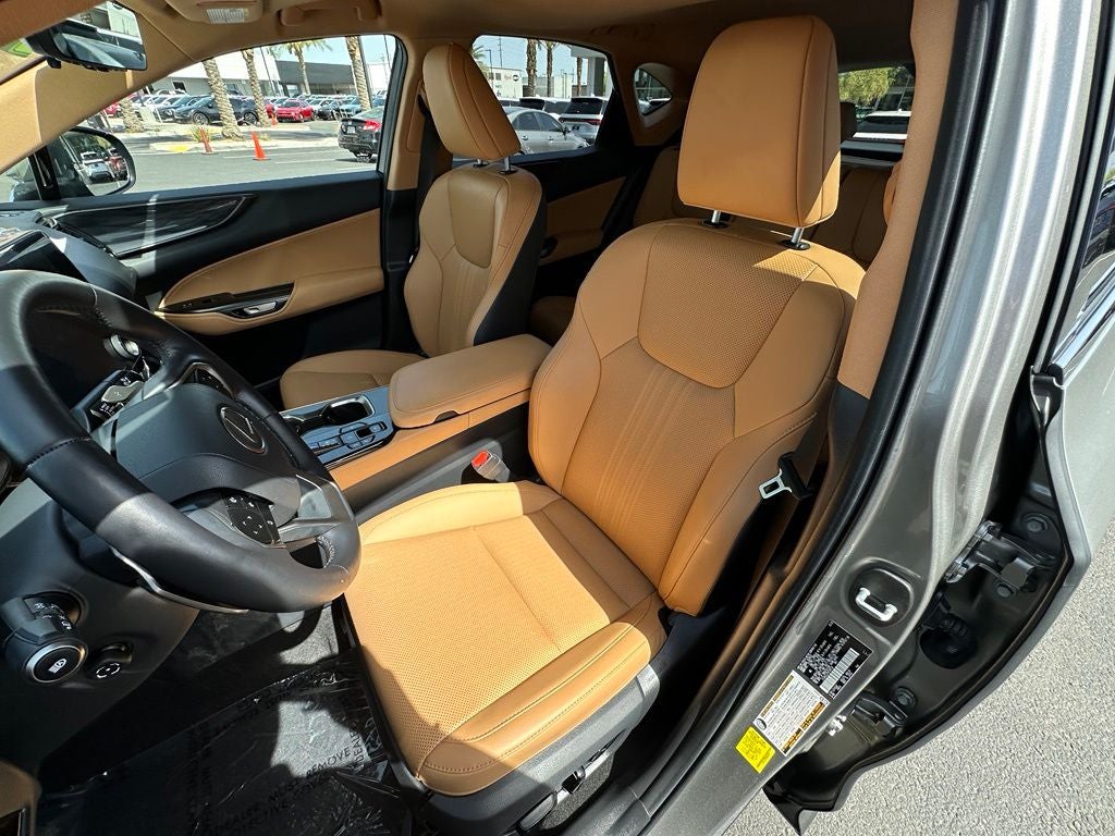 2025 Lexus NX 350h Premium