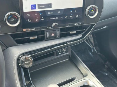 2025 Lexus NX 350h Premium