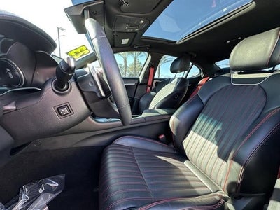 2023 Genesis G70 3.3T Advanced