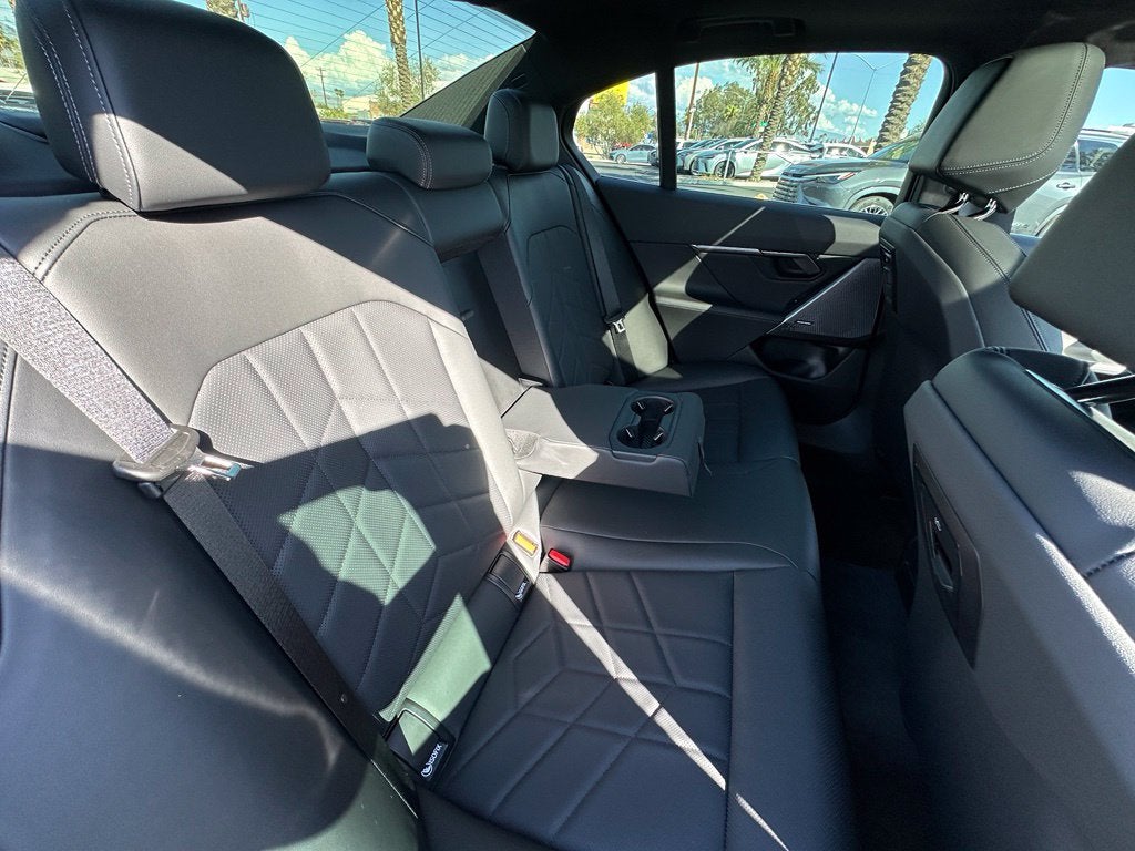 2024 BMW 5 Series 530i