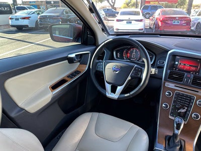 2017 Volvo XC60 T5 Inscription