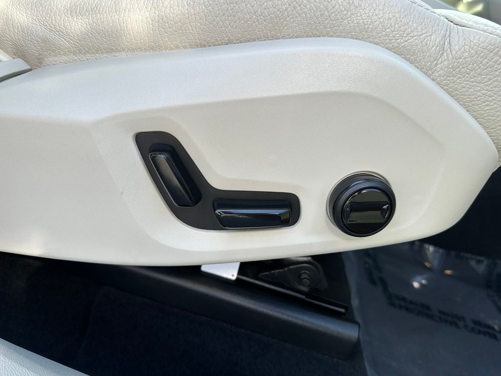 2019 Volvo XC60 T6 Momentum